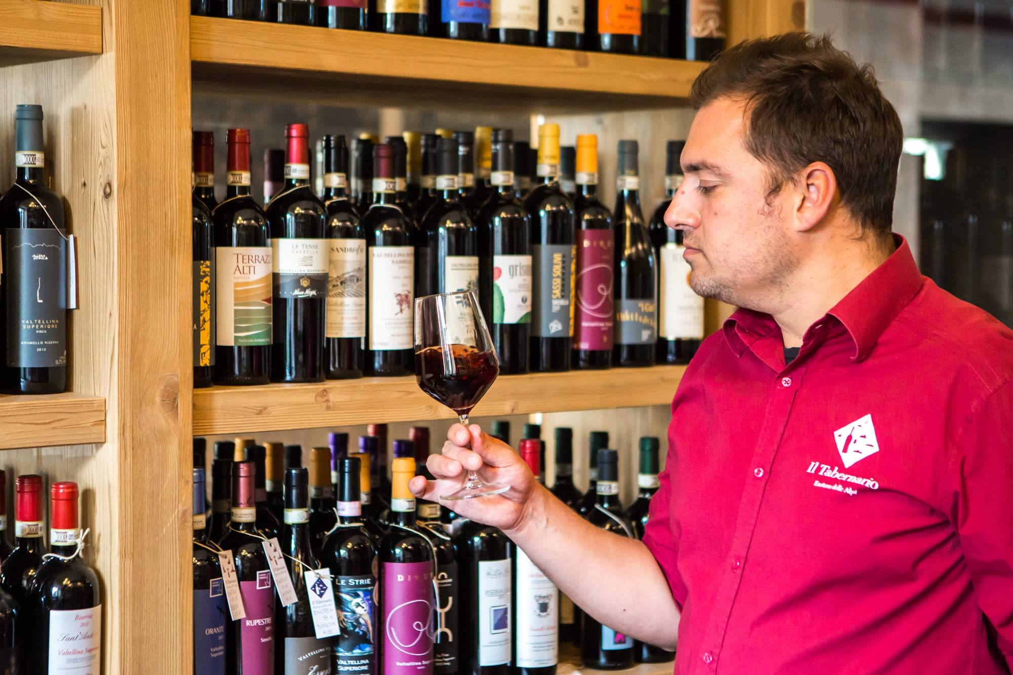 Cartoline dal Tabernario, in cantina con il Cacho
